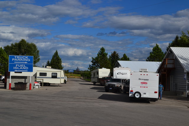 Aparcament d'autocaravanes, a Montana